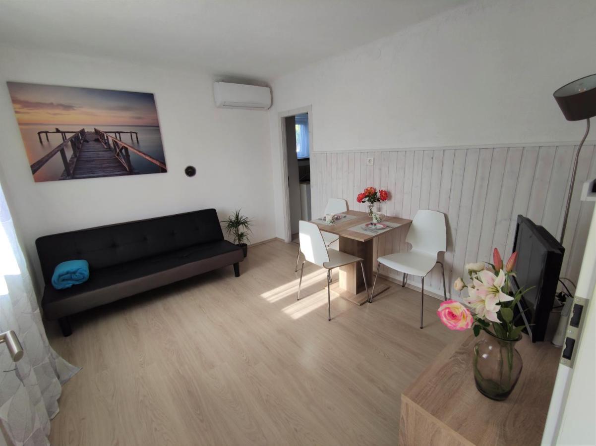 Apartman Josip Garica Exterior foto