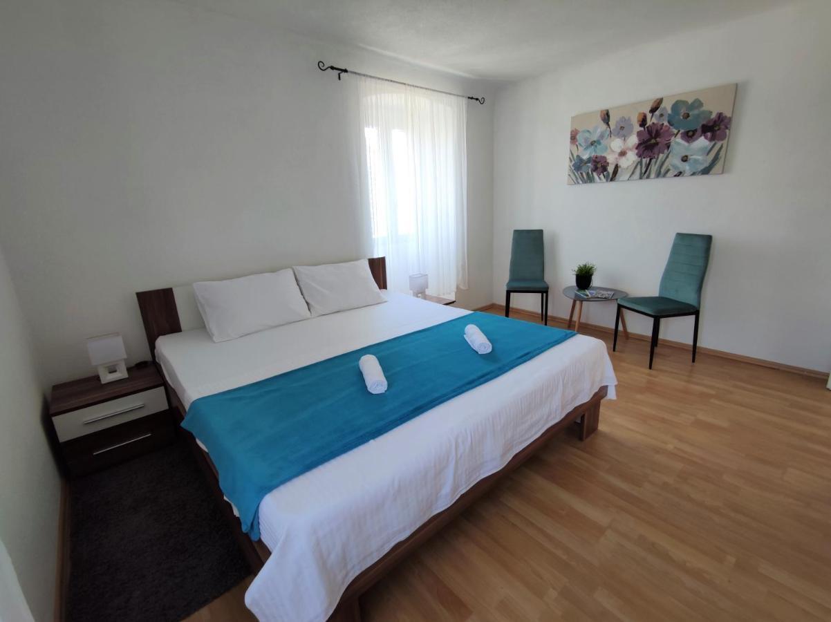 Apartman Josip Garica Exterior foto